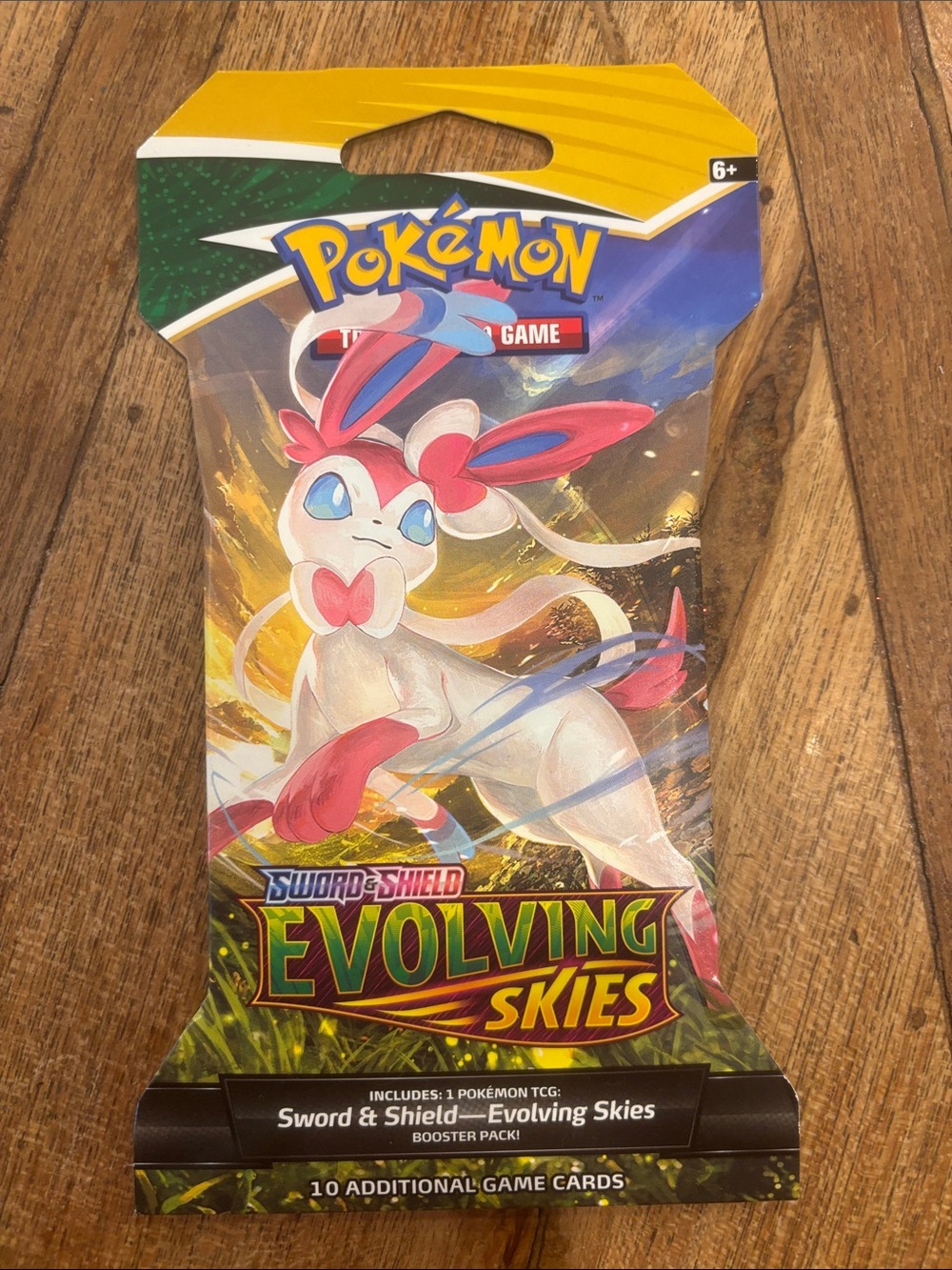 Pokemom TCG Evolving
Skies Sleeved Booster Pack sealed